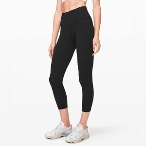 Lululemon Wunder Under Crop High Rise 23” in Black